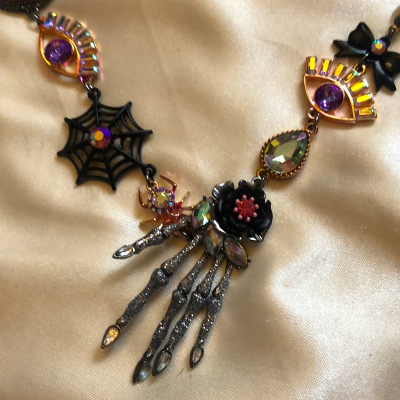 Betsey Johnson Glampire Faux Pearl Skeleton Hand & Halloween Icons Necklace NWT - Picture 15 of 16